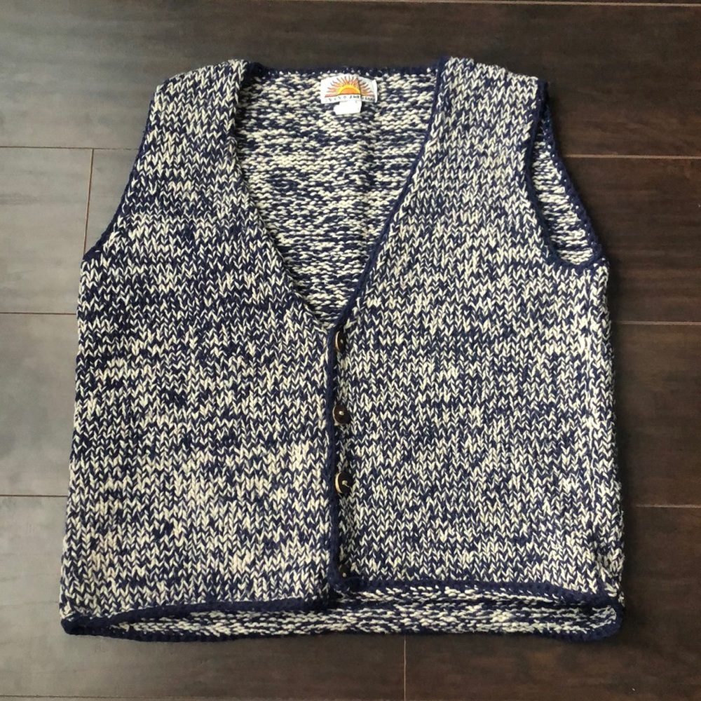 Vintage 100% Wool vest.    80’s Avevo Americana